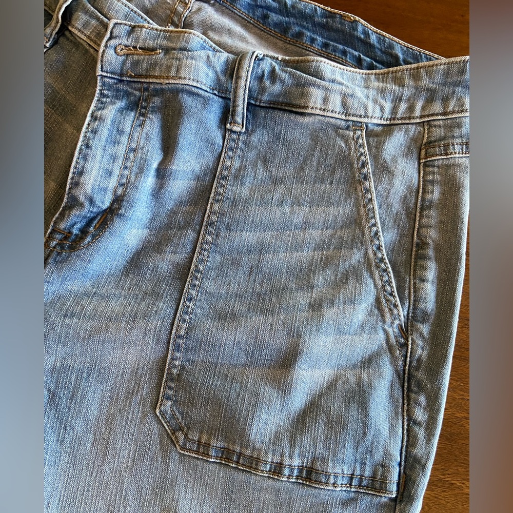 Torrid Cropped Denim High Rise Jeans - Picture 3 of 5